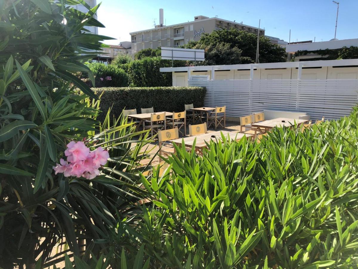 胭脂国际酒店 米兰马瑞提那 外观 照片